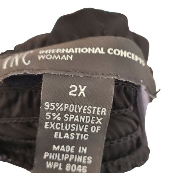 12.  INC International Concepts Women's Sleeveless Jumpsuit Black Size 2x - Picture 7 of 7